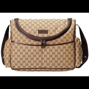 GUCCI SUPREME diaper bag 
Comes with original dust bag 
Perfect condition